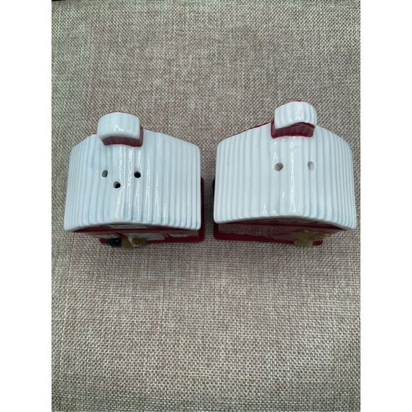 Pioneer Woman Rustic Barn Salt & Pepper Shakers Dog Basset Hound Farm Corn Stock - Picture 6 of 7